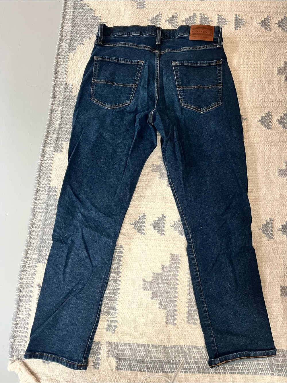 Lucky Brand Men's Straight Dark Blue Jeans